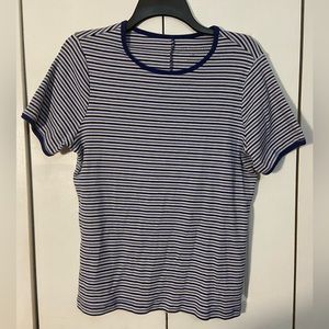 FREE ASSEMBLY Womens White Navy Striped Short Sleeve T-Shirt
